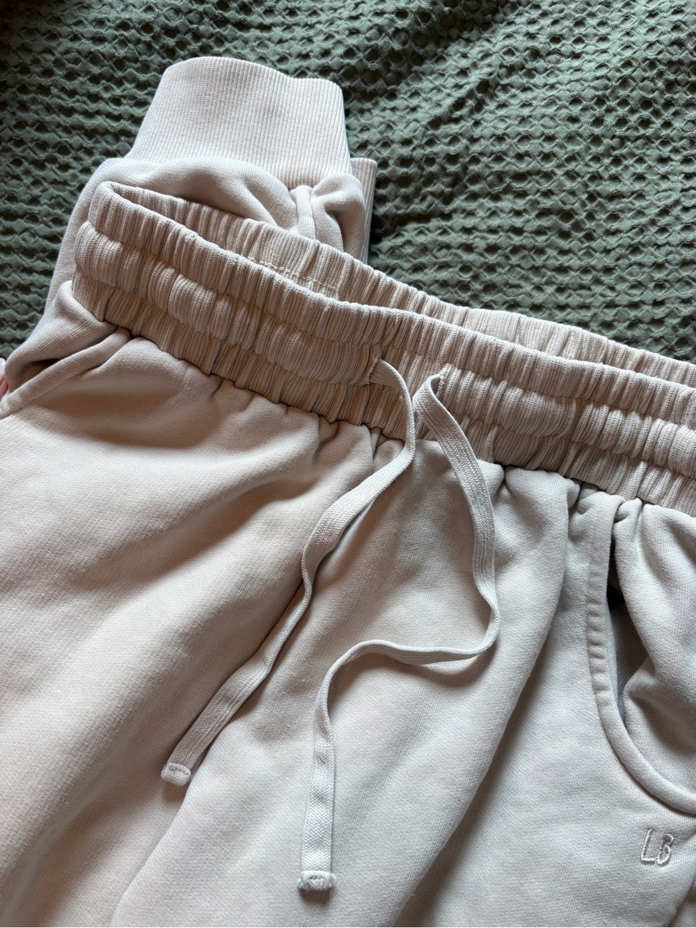 Women’s Drawstring Sweatpants